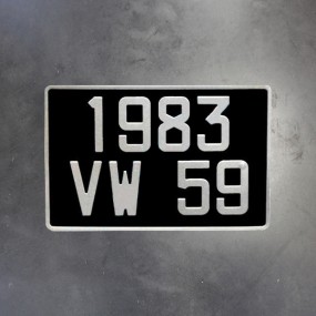 Black old-fashioned aluminum 300x200mm license plate without dash