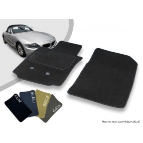 Custom-made front car mats for BMW Z4 E85 convertible in overlocked needle-punched carpet