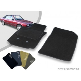 Tapis auto avant sur-mesure Bmw E30 cabriolet moquette aiguilletée surjetée
