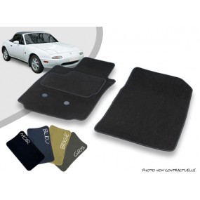 Tapis auto avant sur-mesure pour Mazda MX5 NA cabriolet moquette aiguilletée surjetée