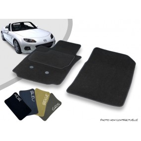Tapis auto avant sur-mesure pour Mazda MX5 NC cabriolet moquette aiguilletée surjetée