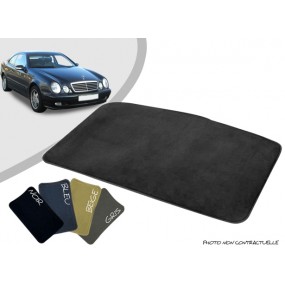 Tapis coffre sur-mesure Mercedes CLK C208 Coupé moquette aiguilletée surjetée