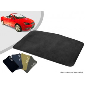 Custom-made trunk mat Ford Focus convertible overlocked needle punched carpet