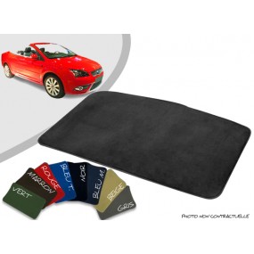 Custom-made Ford Focus convertible velor lined trunk mat