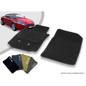 Tapis auto avant sur-mesure Aston Martin DB9 volante moquette aiguilletée surjetée