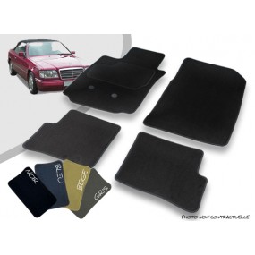 Tapis auto avant et arrière sur-mesure Mercedes Classe E - A124 cabriolet moquette aiguilletée surjetée