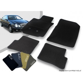 Tapis auto avant et arrière sur-mesure Mercedes CLK C208 Coupé moquette aiguilletée surjetée
