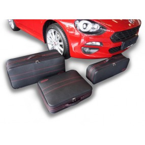 Op maat gemaakte kofferset (bagage) Fiat 124 Spider - rood stiksel