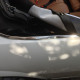 Support métallique pour agrafe plastique de couvre capote Peugeot 504 cabriolet.